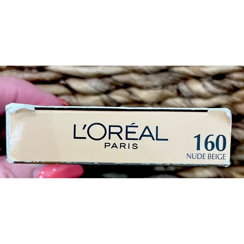 Loreal Visible Lift Powder Line Minimizing Tone Enhancing SPF 12 #160 Nude Beige